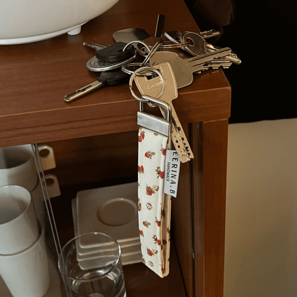 Long Keychain - Strawberry