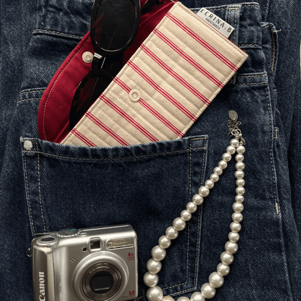 Glasses Case - Elegant Red