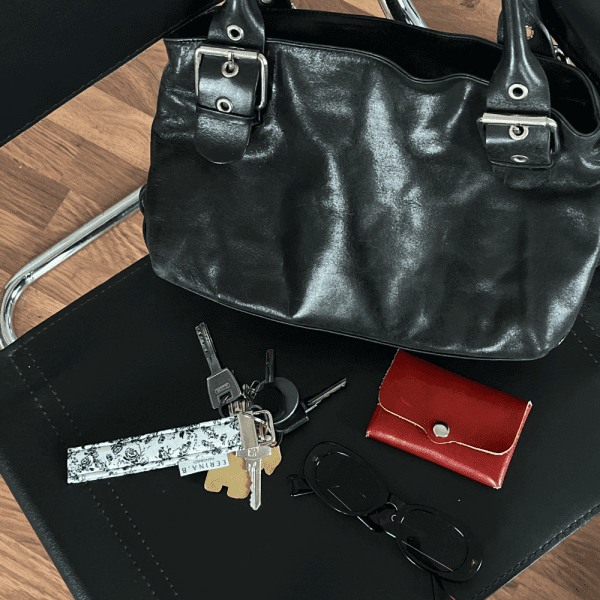 Long Keychain - Vintage Velvet Roses Navy Blue