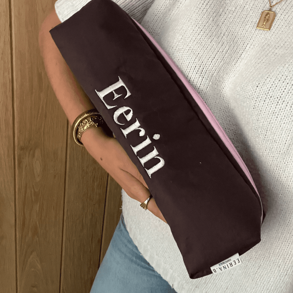 Haarspullen toilettas met eigen naam geborduurd